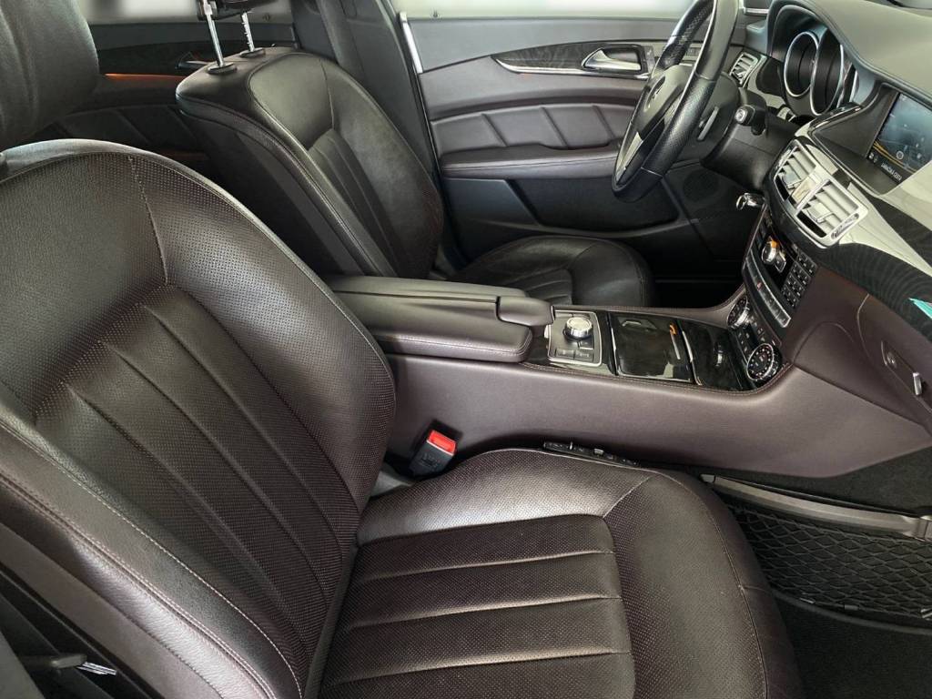 Mercedes-Benz CLS Shooting Brake SB 350 CDI BlueEFFICIENCY    6 MES.PLNA ZARUKA     <span style="color:#004a89"> LED Adaptívne svetlomety,   Navigácia,  Masážne sedadlá  …</span>