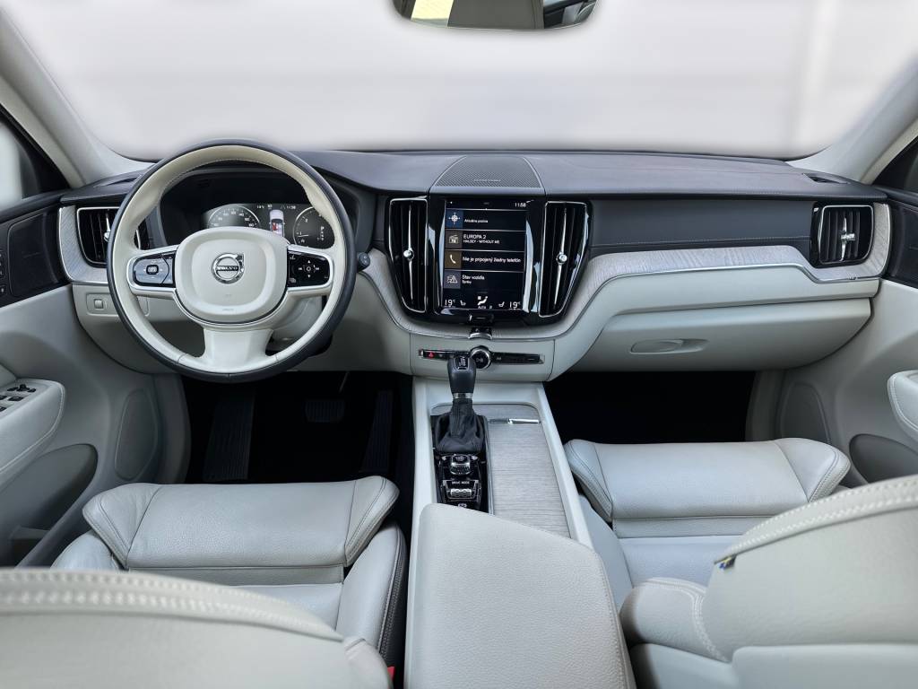 <span style="color:#004a89">Inscription ! </span> 2020   Volvo XC60 D4    A/T 8, 140kW<span style="color:#004a89"> Full LED Adaptívne svetlomety,  Virtual,  Parkovacia Kamera,  Harman/kardon…           </span>       <span style="color:#004a89">           </span>