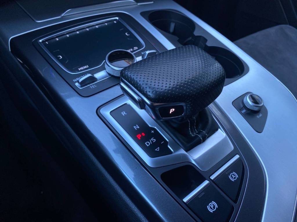 <span style="color:#004a89"> 3xS-Line!</span>  2018 Audi Q7 3.0 TDI Quattro  200 Kw/272k <span style="color:#004a89">Matrix svetlomety ,Virtual, 360°Kamera..</span>