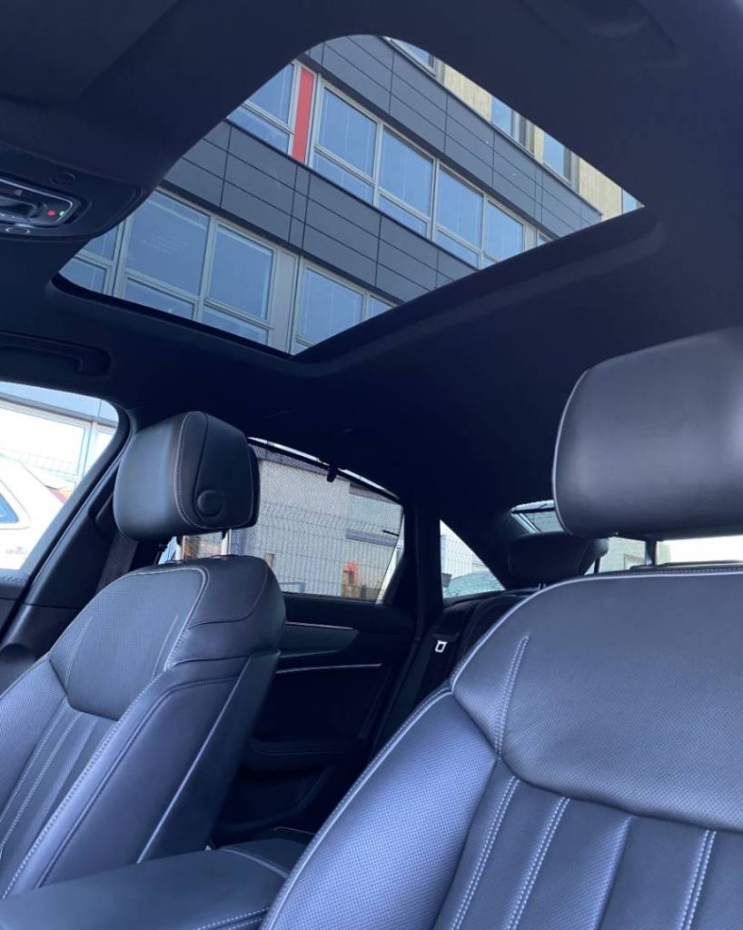 <span style="color:#004a89"> Limuzína!</span> 2019 Audi  A6 50TDI mHEV Quattro S-LINE  210 Kw/286k S&S  EAT8    <span style="color:#004a89">MATRIX HD LED, 360°3D KAMERA, VZDUCH,BANG&OLUFSEN…</span>   Možný odpočet DPH