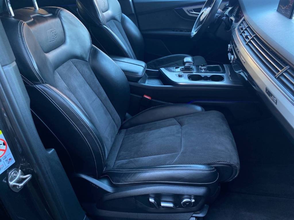 <span style="color:#004a89"> 3xS-Line!</span>  2018 Audi Q7 3.0 TDI Quattro  200 Kw/272k <span style="color:#004a89">Matrix svetlomety ,Virtual, 360°Kamera..</span>