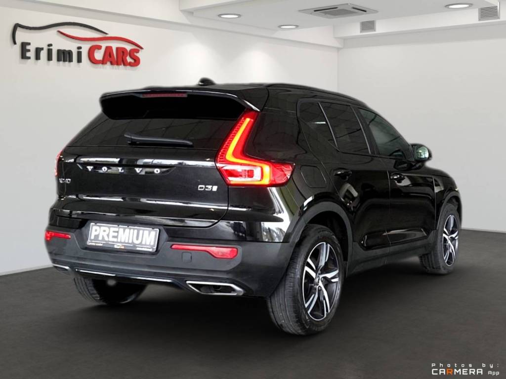 <span style="color:#004a89"> R-DESIGN  BLACK PACKET!</span>   2020 Volvo XC40 D3  110 Kw/150k S&S  EAT8    <span style="color:#004a89">FULL  LED Adaptívne svetlomety ,Virtual, Kamera…</span>