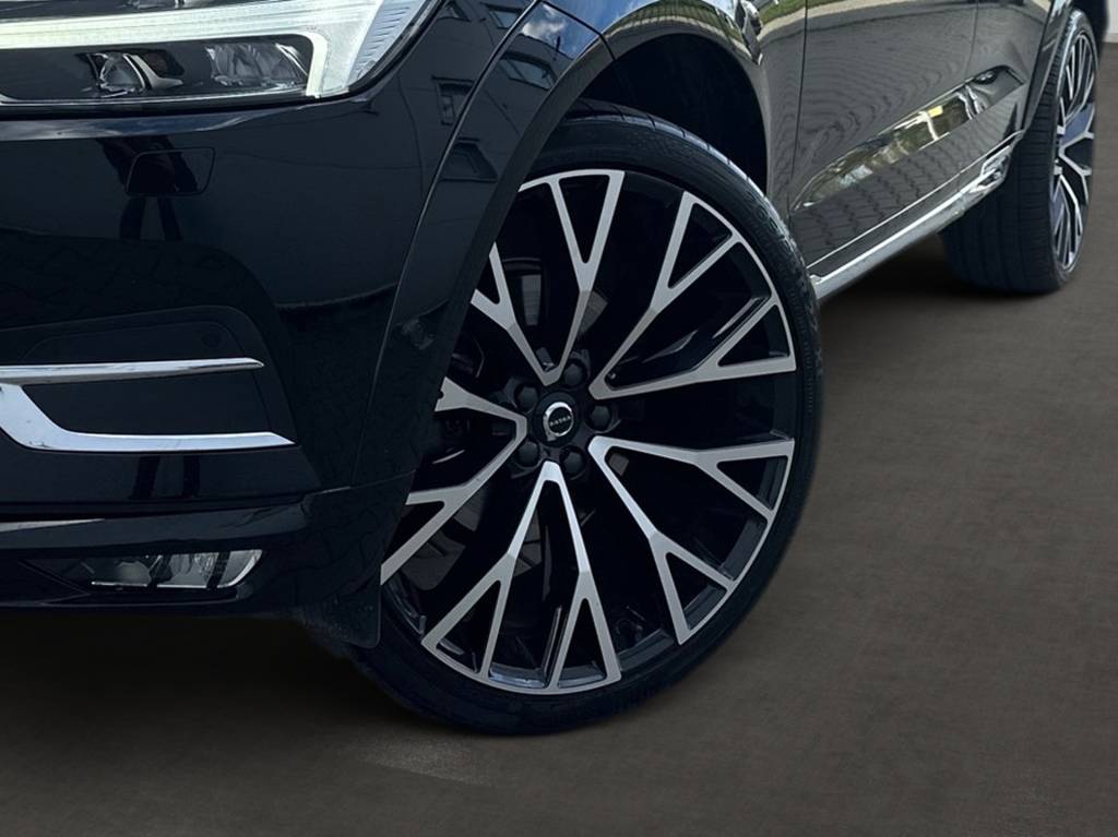 <span style="color:#004a89">Inscription ! </span> 2020   Volvo XC60 D4    A/T 8, 140kW<span style="color:#004a89"> Full LED Adaptívne svetlomety,  Virtual,  Parkovacia Kamera,  Harman/kardon…           </span>       <span style="color:#004a89">           </span>