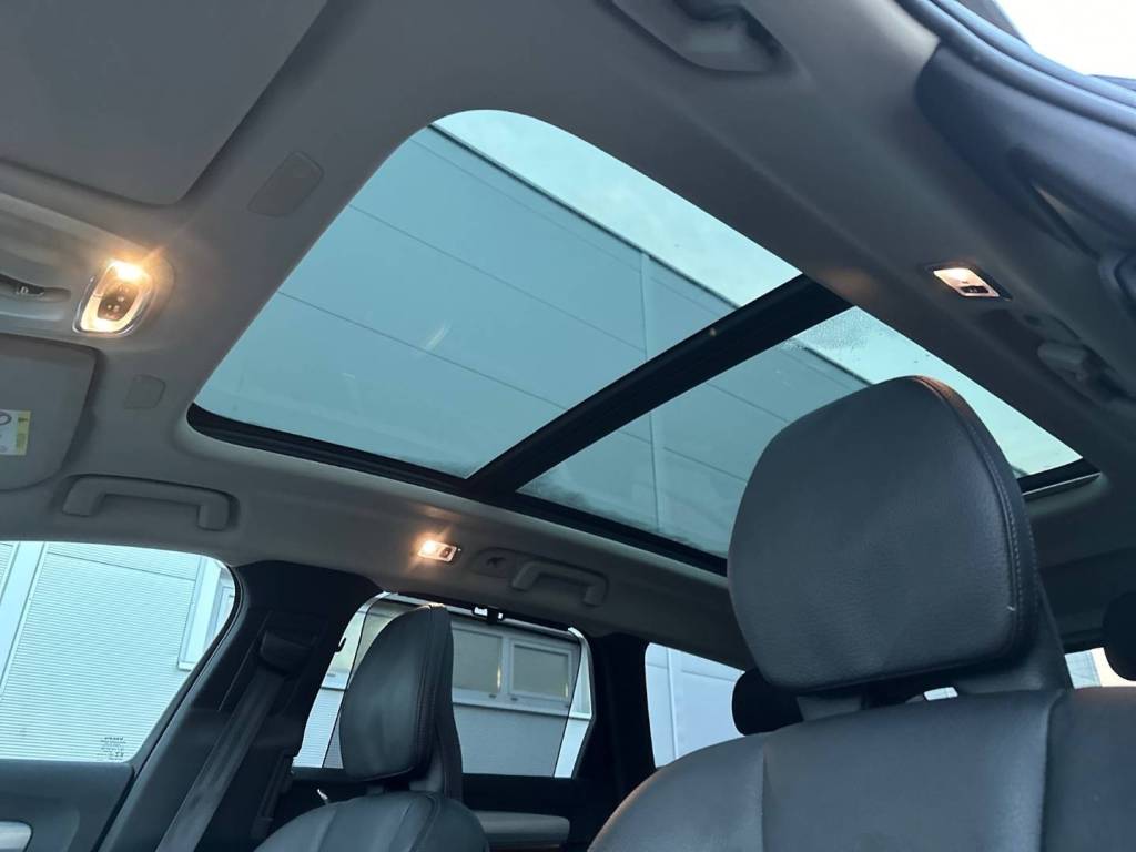 <span style="color:#004a89"> Panorama, Head Up!</span> 2019  Volvo V90 T4 2.0L 140 Kw/190k S&S  EAT8    <span style="color:#004a89"> FULL LED Adaptívne svetlomety, Virtual, 360°Kamera, Kožený interiér…</span>