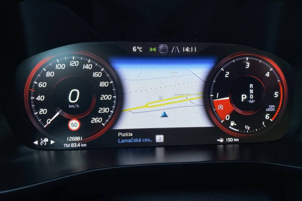 <span style="color:#004a89"> R-DESIGN  BLACK PACKET!</span>   2020 Volvo XC40 D3  110 Kw/150k S&S  EAT8    <span style="color:#004a89">FULL  LED Adaptívne svetlomety ,Virtual, Kamera…</span>