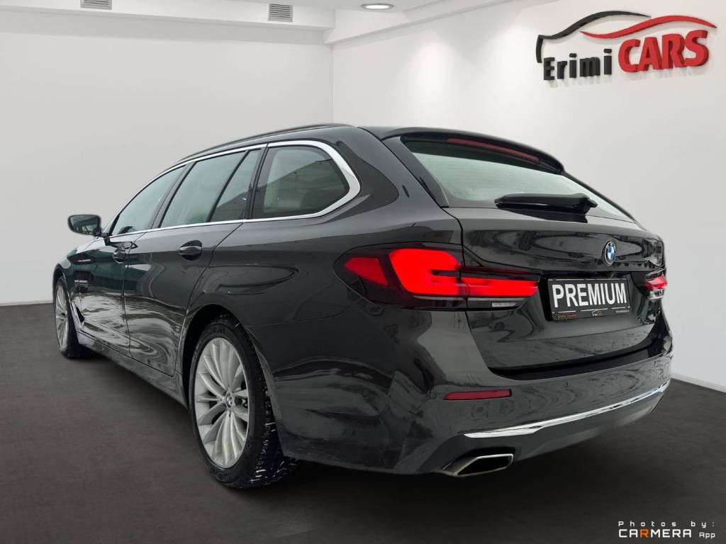 Novinka!<span style="color:#004a89"> Vybava Individual!</span> 2021 BMW Rad 5 Touring 540d mHEV xDrive  250 Kw/340k S&S  EAT8    <span style="color:#004a89">LASER, PANORAMA, WEBASTO, HARMAN/KARDON, HEAD-UP…</span>