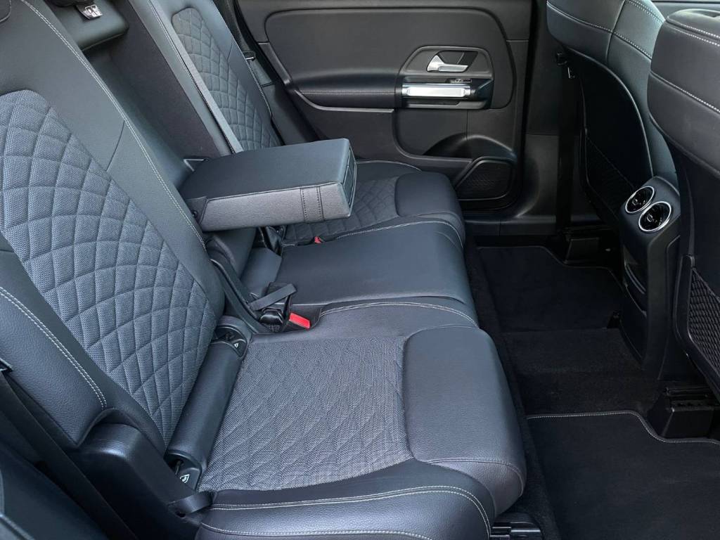 <span style="color:#004a89"> </span> 2020 Mercedes-Benz GLB 200d  110Kw/150k  <span style="color:#004a89"> FULL LED Adaptívne svetlomety,  Virtual, Kamera…</span>