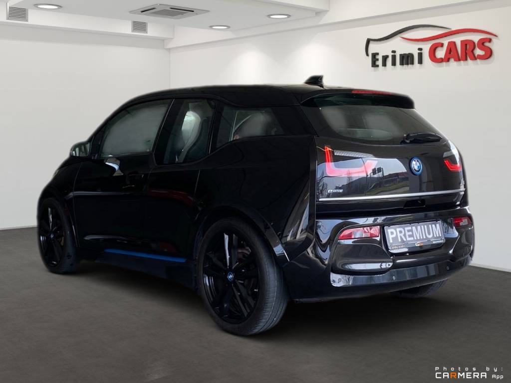 Novinka! <span style="color:#004a89">Verzia i3S 120Ah batéria!</span> BMW i3S 135Kw/184k<span style="color:#004a89">  FULL LED Adaptívne svetlomety, audio systém HARMAN/KARDON…</span>