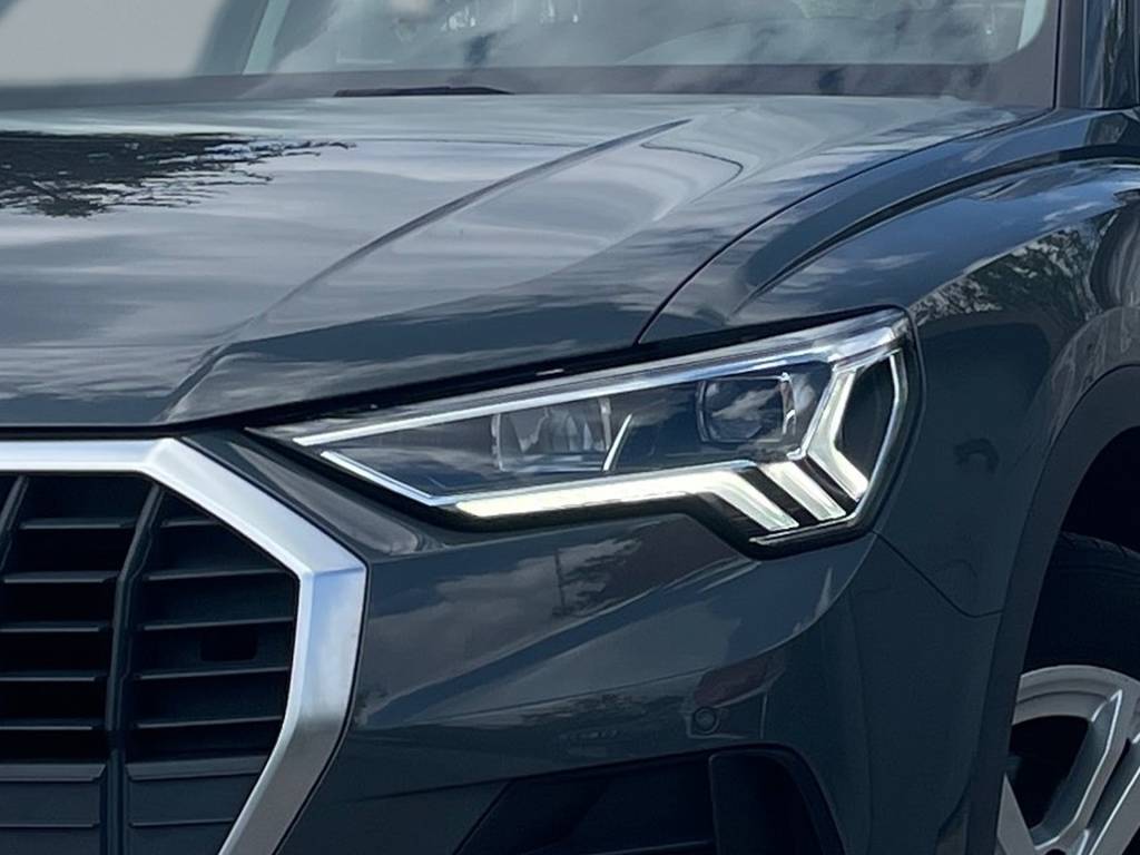 <span style="color:#004a89"> Len 79t km !  </span> 2019 Audi Q3  35  TFSI S  Tronic  110Kw/150k  <span style="color:#004a89">  LED Adaptívne svetlomety,  Virtual, Kamera…</span>