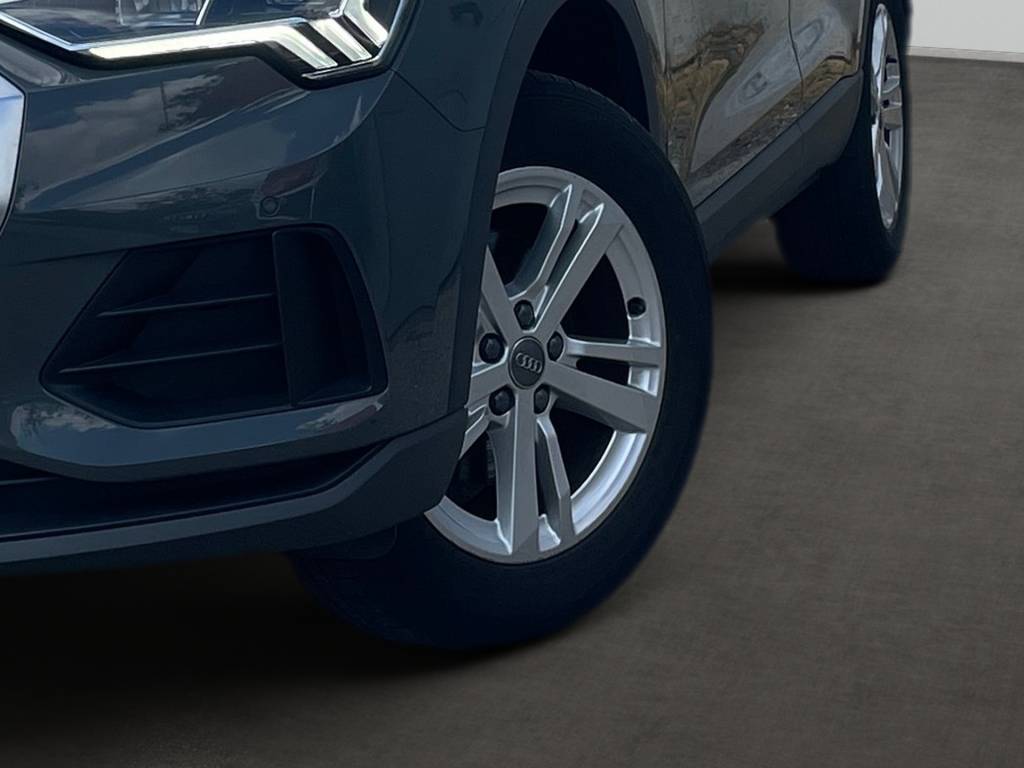 <span style="color:#004a89"> Len 79t km !  </span> 2019 Audi Q3  35  TFSI S  Tronic  110Kw/150k  <span style="color:#004a89">  LED Adaptívne svetlomety,  Virtual, Kamera…</span>