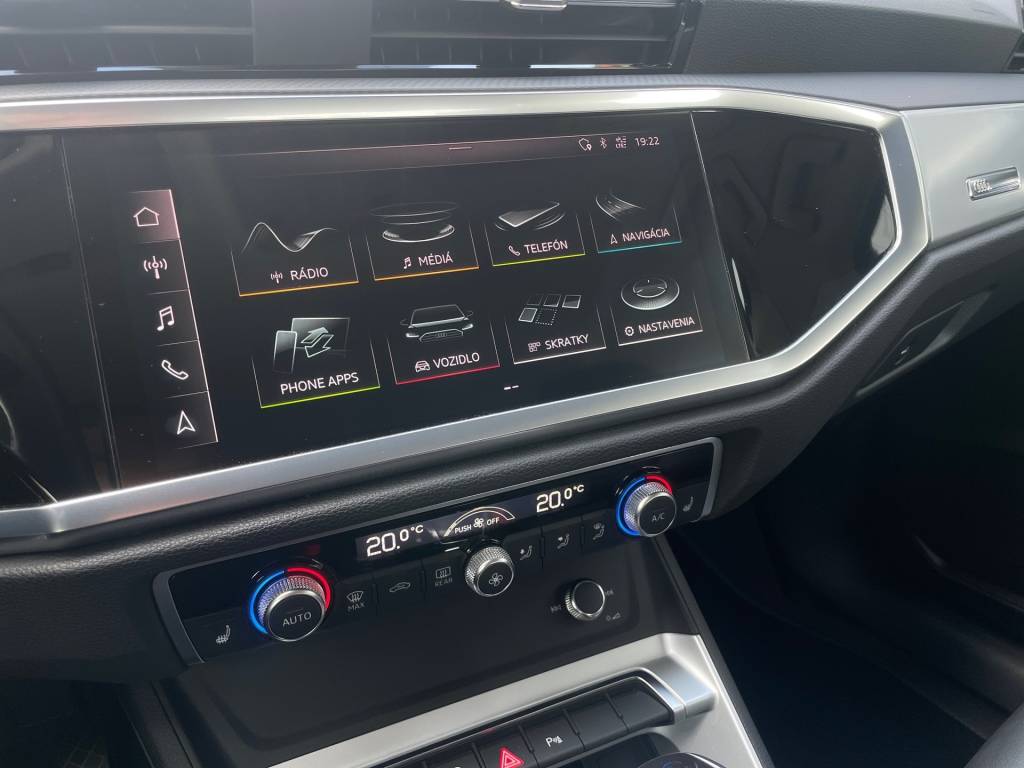 <span style="color:#004a89"> Len 79t km !  </span> 2019 Audi Q3  35  TFSI S  Tronic  110Kw/150k  <span style="color:#004a89">  LED Adaptívne svetlomety,  Virtual, Kamera…</span>