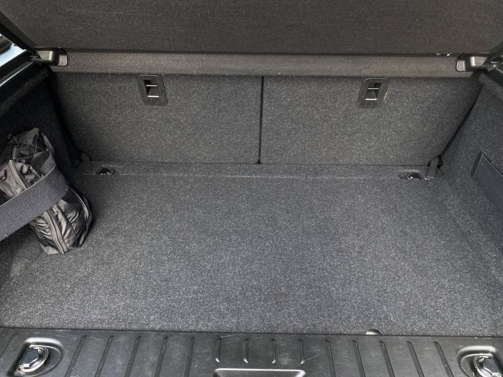 Novinka! <span style="color:#004a89">Verzia i3S 120Ah batéria!</span> BMW i3S 135Kw/184k<span style="color:#004a89">  FULL LED Adaptívne svetlomety, audio systém HARMAN/KARDON…</span>