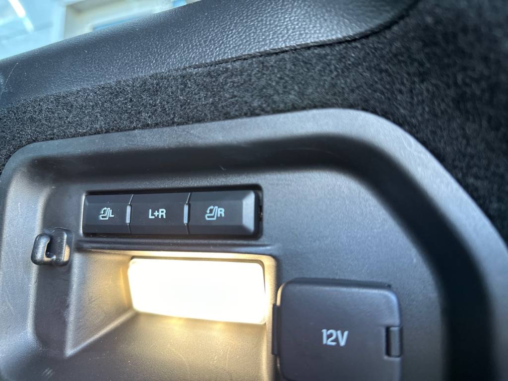 Novinka!<span style="color:#004a89"> 7-MIEST</span>  2020  Ford Explorer 3.0 V6 EcoBoost PHEV ST-LINE AWD 336Kw/457k  <span style="color:#004a89"> FULL LED Adaptívne svetlomety, 360°Kamera, Panorama…</span>