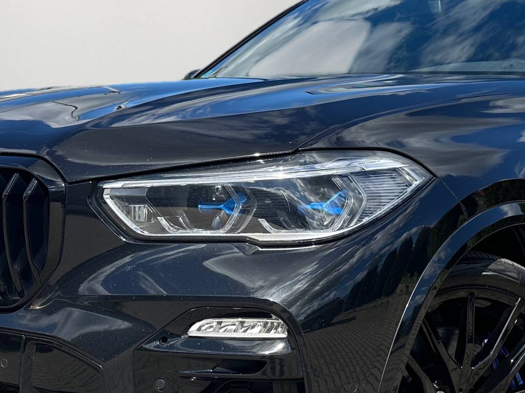 <span style="color:#004a89"> M-PACKET </span> 2020 BMW X5 45e Plug-IN Hybrid 290Kw/395k  <span style="color:#004a89"> Laserové adaptívne svetlomety, Vzduch, HEAD-UP, 360°Kamera, Harman/Kardon, R22…</span>