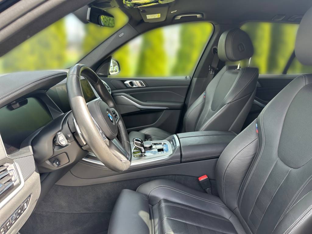 <span style="color:#004a89"> M-PACKET </span> 2020 BMW X5 45e Plug-IN Hybrid 290Kw/395k  <span style="color:#004a89"> Laserové adaptívne svetlomety, Vzduch, HEAD-UP, 360°Kamera, Harman/Kardon, R22…</span>
