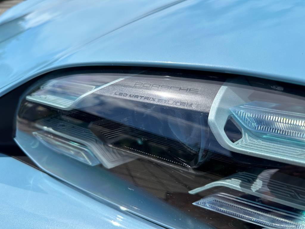 Porsche Taycan TURBO 500kW, 93.4kWh <span style="color:#004a89"> MATRIX LED, RADAR, PANORAMA, BOSE, 360°KAMERA, PSCB BRZDY R21…  </span>