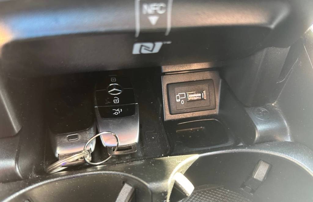 Mercedes-Benz E trieda Kombi Mercedes AMG E43 4MATIC MULTIBEAM HEAD-UP 360°KAMERA RADAR STREŠNÉ OKNO