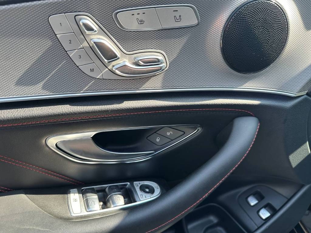 Mercedes-Benz E trieda Kombi Mercedes AMG E43 4MATIC MULTIBEAM HEAD-UP 360°KAMERA RADAR STREŠNÉ OKNO