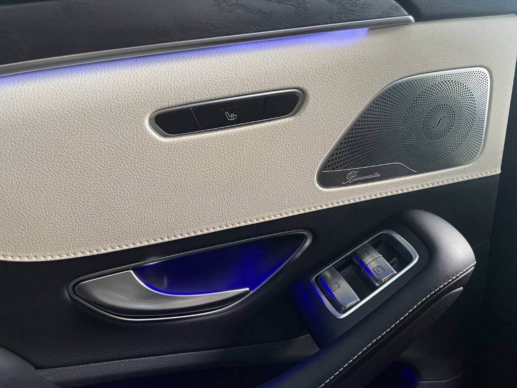 Mercedes-Benz S trieda Sedan 400d 4MATIC AMG-LINE PANORAMA HEAD-UP WEBASTO 360°KAMERA BURMESTER