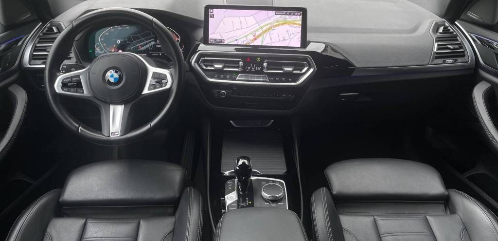 BMW xDrive20i mHEV ADAPTIV.FULL LED PANORAMA 360°3D KAMERA VIRTUAL /VOZIDLO V ZÁRUKE