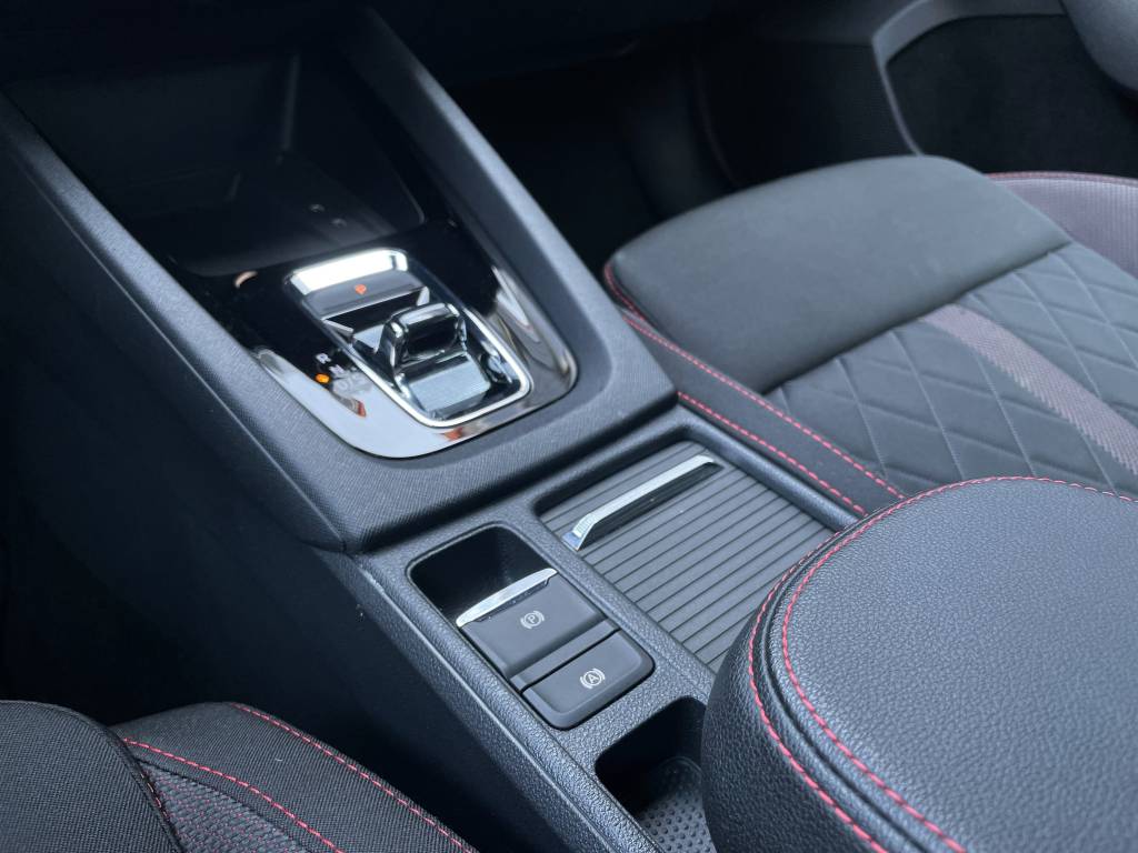 Škoda Octavia Combi V//RS 2.0 TDI MATRIX LED HEAD-UP VIRTUAL RADAR DSG