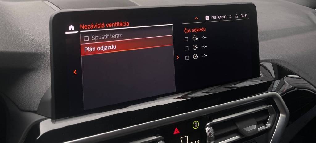BMW xDrive20i mHEV ADAPTIV.FULL LED PANORAMA 360°3D KAMERA VIRTUAL /VOZIDLO V ZÁRUKE