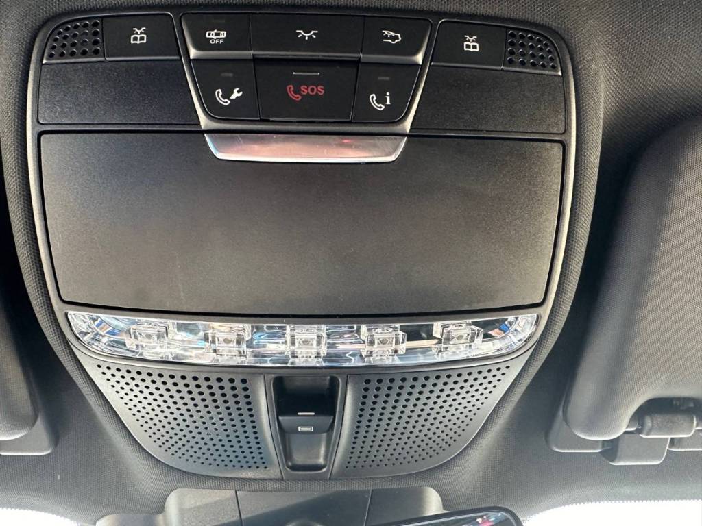 Mercedes-Benz E trieda Kombi Mercedes AMG E43 4MATIC MULTIBEAM HEAD-UP 360°KAMERA RADAR STREŠNÉ OKNO