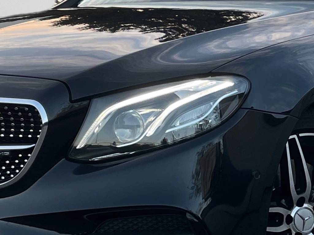 Mercedes-Benz E trieda Kombi Mercedes AMG E43 4MATIC MULTIBEAM HEAD-UP 360°KAMERA RADAR STREŠNÉ OKNO