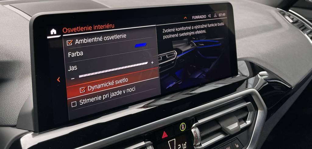 BMW xDrive20i mHEV ADAPTIV.FULL LED PANORAMA 360°3D KAMERA VIRTUAL /VOZIDLO V ZÁRUKE