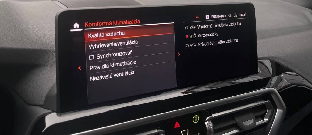 BMW xDrive20i mHEV ADAPTIV.FULL LED PANORAMA 360°3D KAMERA VIRTUAL /VOZIDLO V ZÁRUKE