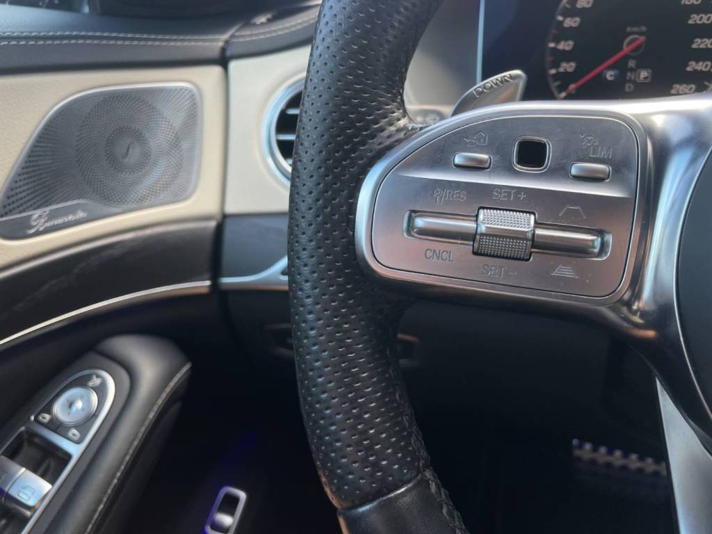 Mercedes-Benz S trieda Sedan 400d 4MATIC AMG-LINE PANORAMA HEAD-UP WEBASTO 360°KAMERA BURMESTER