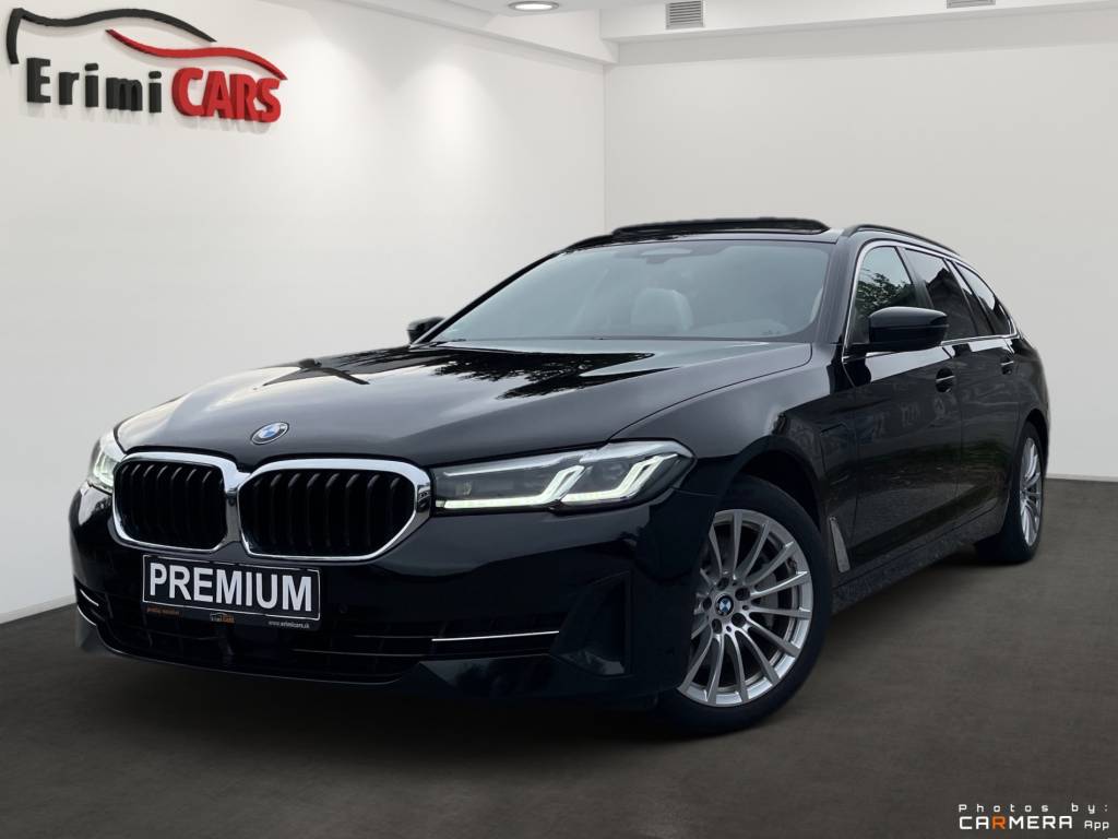 BMW Rad 5 Touring 530e PHEV MATRIX LED PANORAMA 360°3D KAMERA HARMAN/KARDON WEBASTO A/T