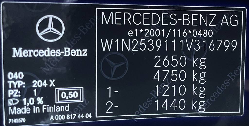 Mercedes-Benz GLC SUV 300De 4MATIC Plug-IN Hybrid VIRTUAL WEBASTO BURMESTER FULL LED A/T