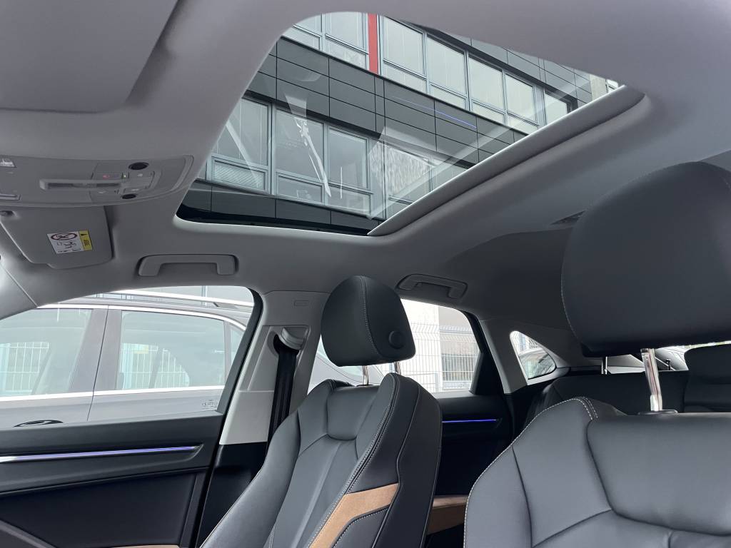 Audi Q3 Sportback 40TFSI Quattro S-LINE MATRIX LED PANORAMA RADAR /VOZIDLO V ZÁRUKE/