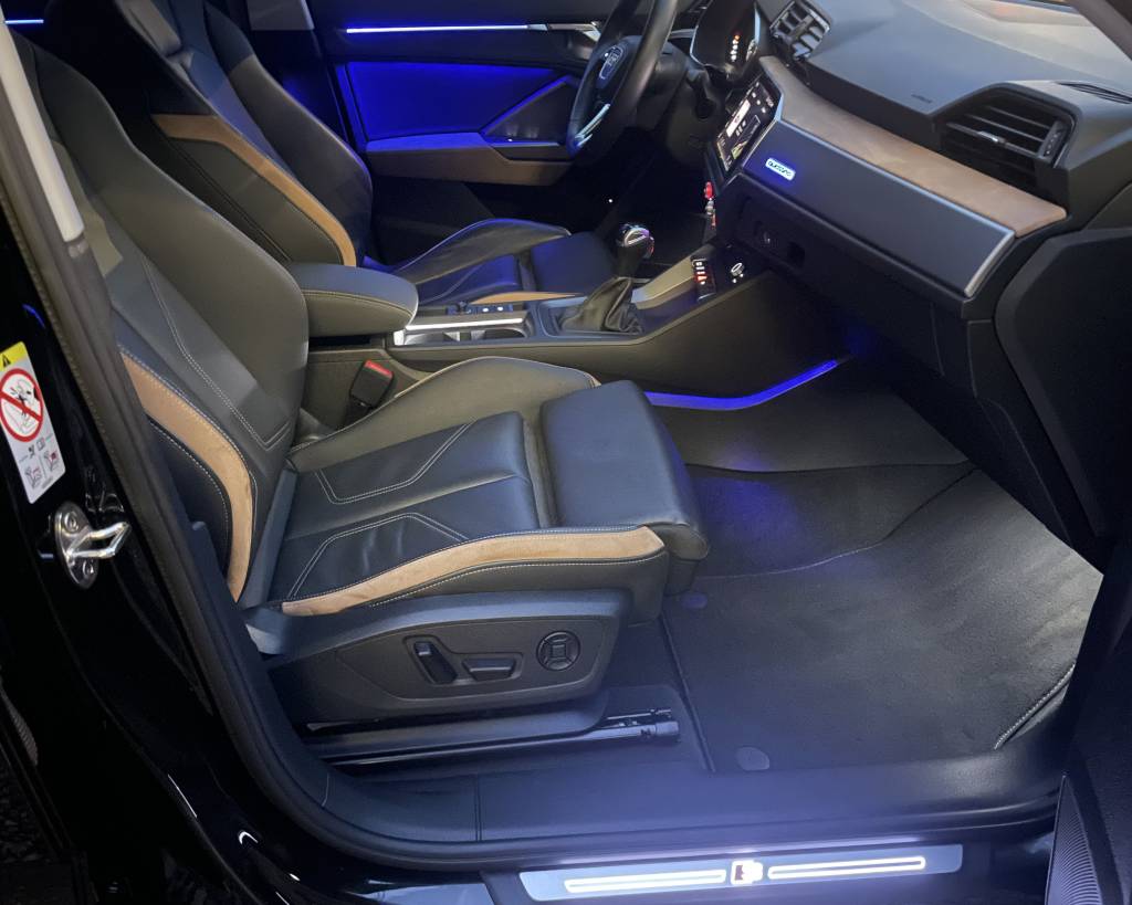 Audi Q3 Sportback 40TFSI Quattro S-LINE MATRIX LED PANORAMA RADAR /VOZIDLO V ZÁRUKE/