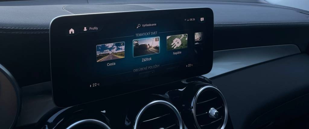Mercedes-Benz GLC SUV 300De 4MATIC Plug-IN Hybrid VIRTUAL WEBASTO BURMESTER FULL LED A/T