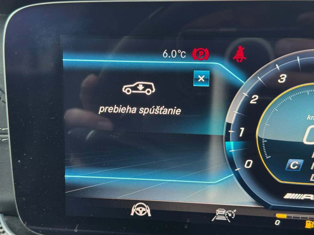 Mercedes-Benz E trieda Kombi AMG E63S 4MATIC+ 612 KONÍ KARBON/KERAMIKA BRZDY DESIGNO KARBON PACKET