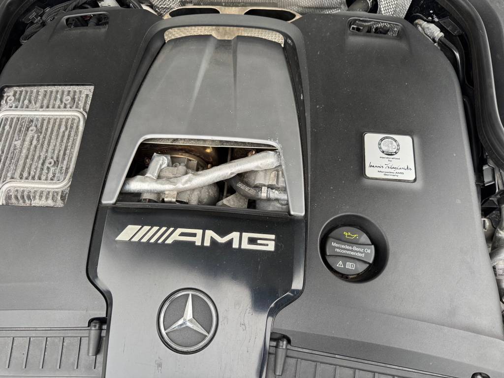 Mercedes-Benz E trieda Kombi AMG E63S 4MATIC+ 612 KONÍ KARBON/KERAMIKA BRZDY DESIGNO KARBON PACKET