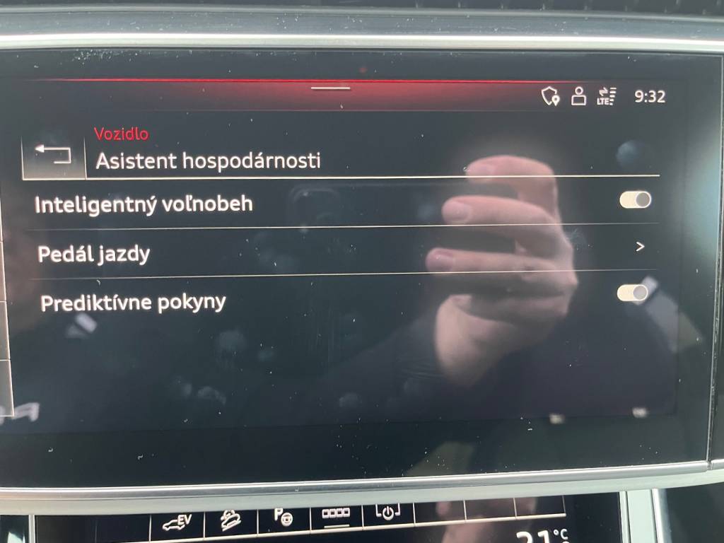 Audi Q7 55 3.0 TFSIe PHEV Quattro 381PS 3xS-LINE MATRIX LED RADAR VZDUCH BANG OLUFSEN