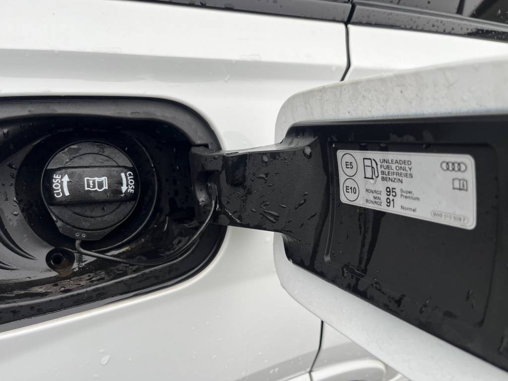 Audi Q7 55 3.0 TFSIe PHEV Quattro 381PS 3xS-LINE MATRIX LED RADAR VZDUCH BANG OLUFSEN