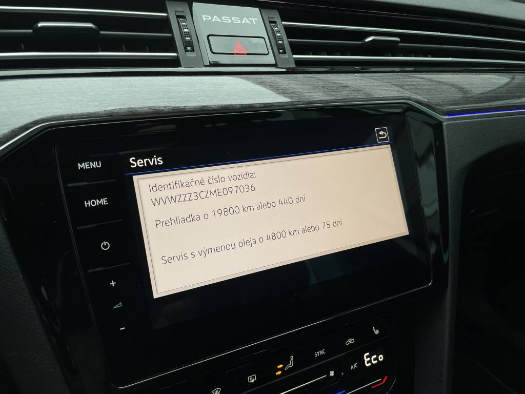 Volkswagen Passat Variant GTE 1.4TSI ACT Plug-In Hybrid MATRIX PANORAMA WEBASTO 360°KAMERA MASÁŽ DSG