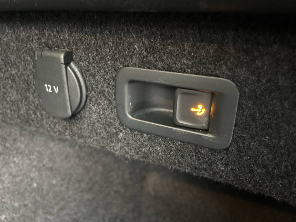 Volkswagen Passat Variant GTE 1.4TSI ACT Plug-In Hybrid MATRIX PANORAMA WEBASTO 360°KAMERA MASÁŽ DSG