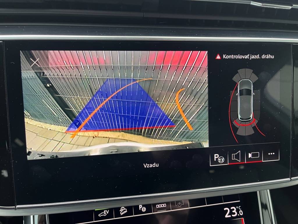 Audi Q7 55 3.0 TFSIe PHEV Quattro 381PS 3xS-LINE MATRIX LED RADAR VZDUCH BANG OLUFSEN