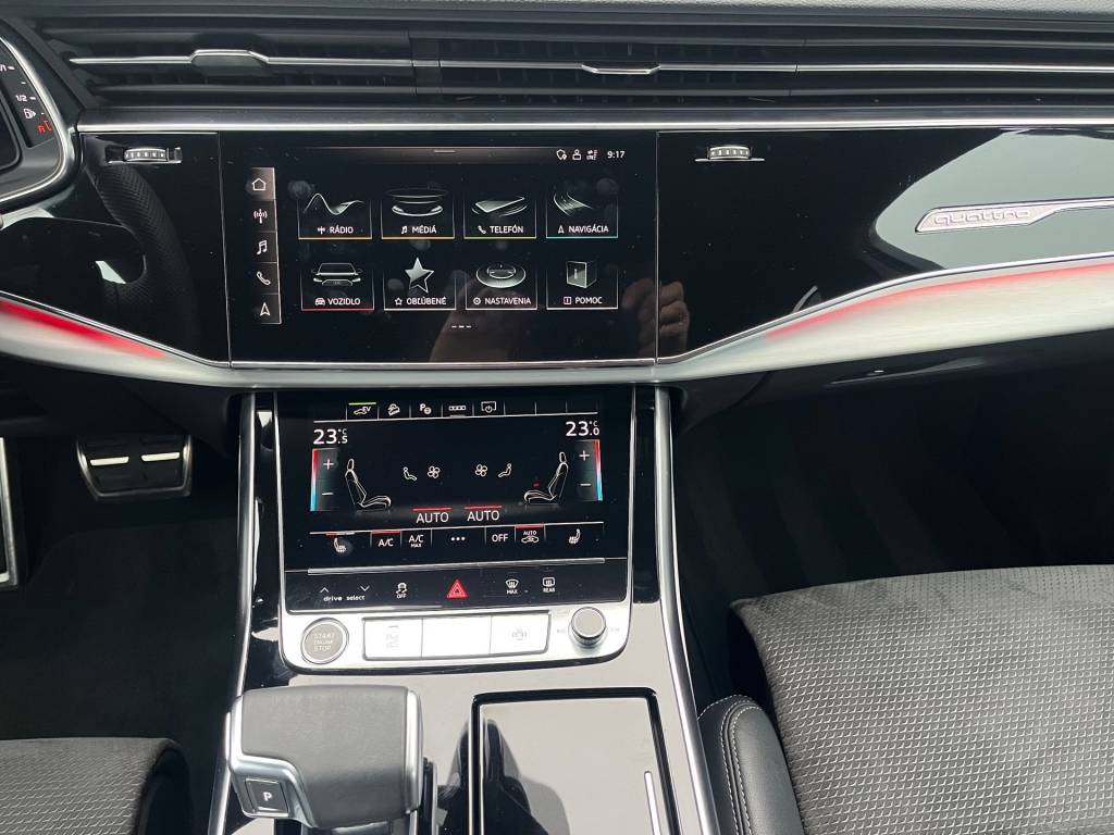 Audi Q7 55 3.0 TFSIe PHEV Quattro 381PS 3xS-LINE MATRIX LED RADAR VZDUCH BANG OLUFSEN