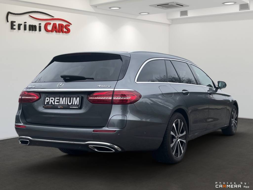 Mercedes-Benz E trieda Kombi E 300De 4MATIC Plug-IN Hybrid MULTIBEAM MATRIX WEBASTO BURMESTER KAMERA VIRTUAL