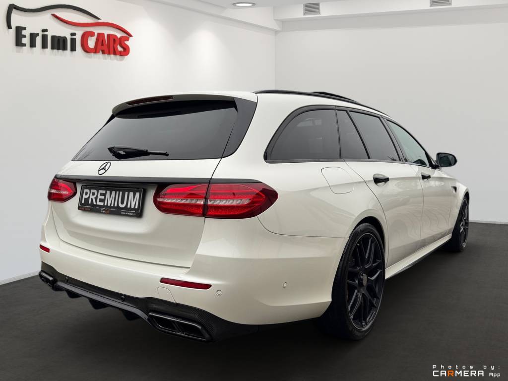 Mercedes-Benz E trieda Kombi AMG E63S 4MATIC+ 612 KONÍ KARBON/KERAMIKA BRZDY DESIGNO KARBON PACKET