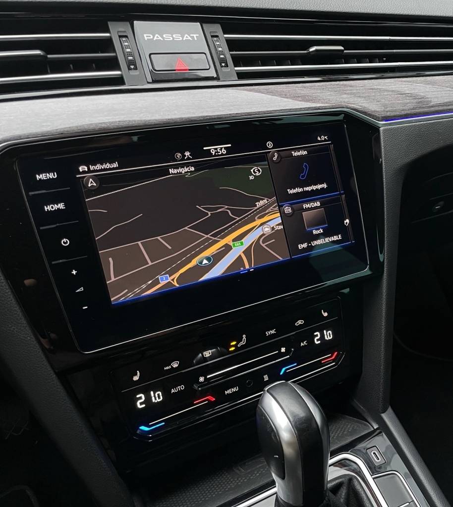 Volkswagen Passat Variant GTE 1.4TSI ACT Plug-In Hybrid MATRIX PANORAMA WEBASTO 360°KAMERA MASÁŽ DSG