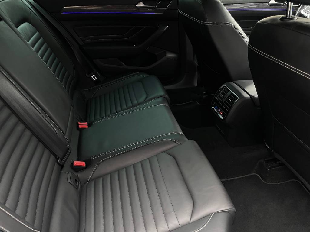 Volkswagen Passat Variant GTE 1.4TSI ACT Plug-In Hybrid MATRIX PANORAMA WEBASTO 360°KAMERA MASÁŽ DSG