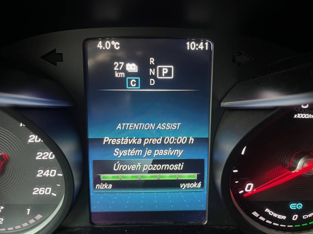 Mercedes-Benz GLC SUV 300De 4MATIC AMG-Line Plug-IN Hybrid KAMERA WEBASTO OFFROAD PACKET FULL LED