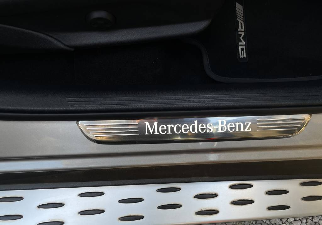 Mercedes-Benz GLC SUV 300De 4MATIC AMG-Line Plug-IN Hybrid MULTIBEAM MATRIX 360°KAMERA VIRTUAL WEBASTO